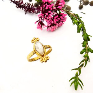 Toe Ring – Empress (Moonstone & Brass)