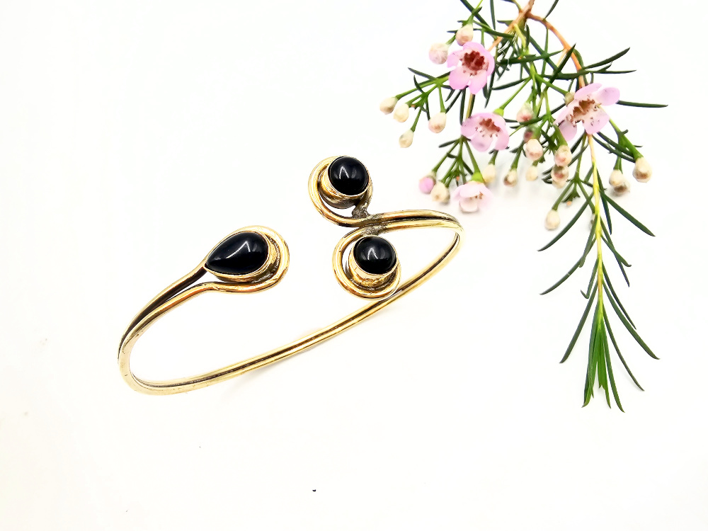 Trinity Orbit Bangle Black Onyx (Brass) Trinity Orbit Bangle Black Onyx (Brass)