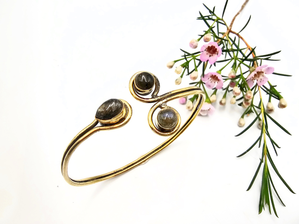 Trinity Orbit Bangle Labradorite (Brass) Trinity Orbit Bangle Labradorite (Brass)