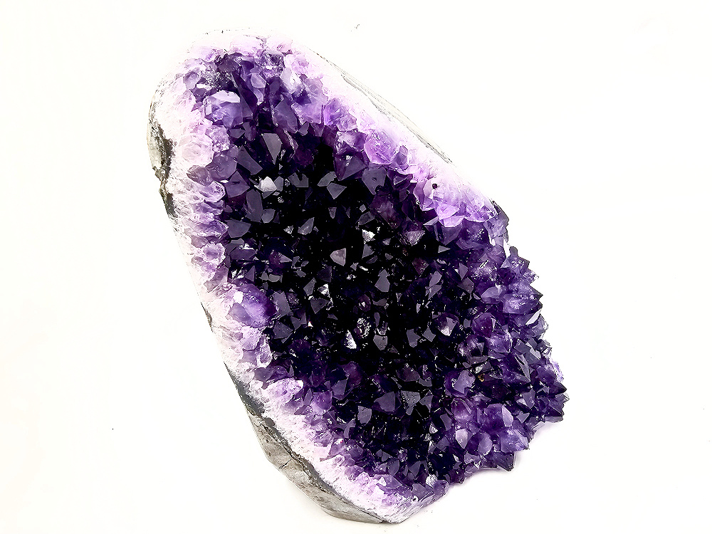 Amethyst Standing Geode A (1.6kg) Amethyst Standing Geode A (1.6kg) - Image 3