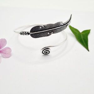 Feather Bangle (W/Brass)