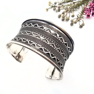 Spiral Cuff Bangle (W/Brass)