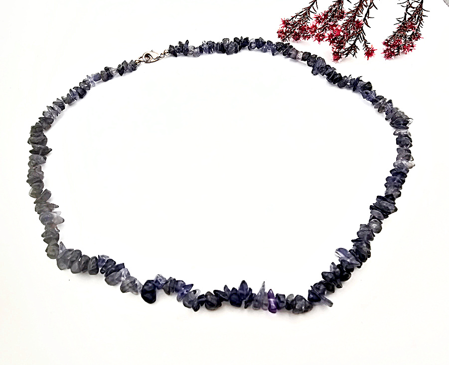 Iolite Stone Chips Choker Necklace Iolite Stone Chips Choker Necklace