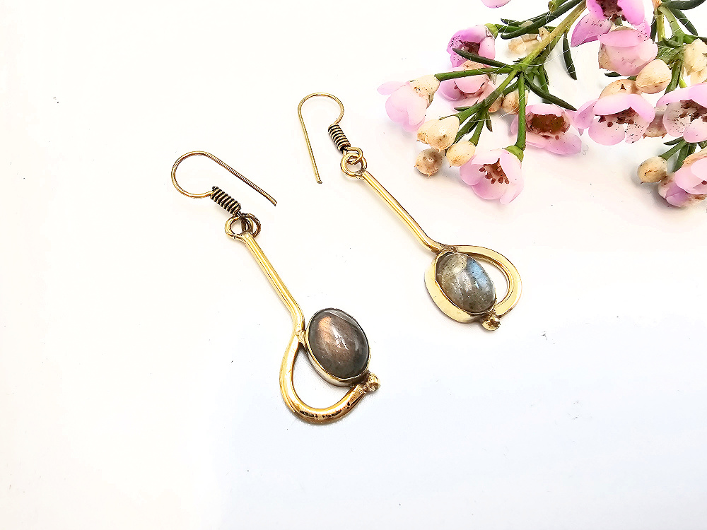 Labradorite Earrings Free Spirit (Brass) Labradorite Earrings Free Spirit (Brass)