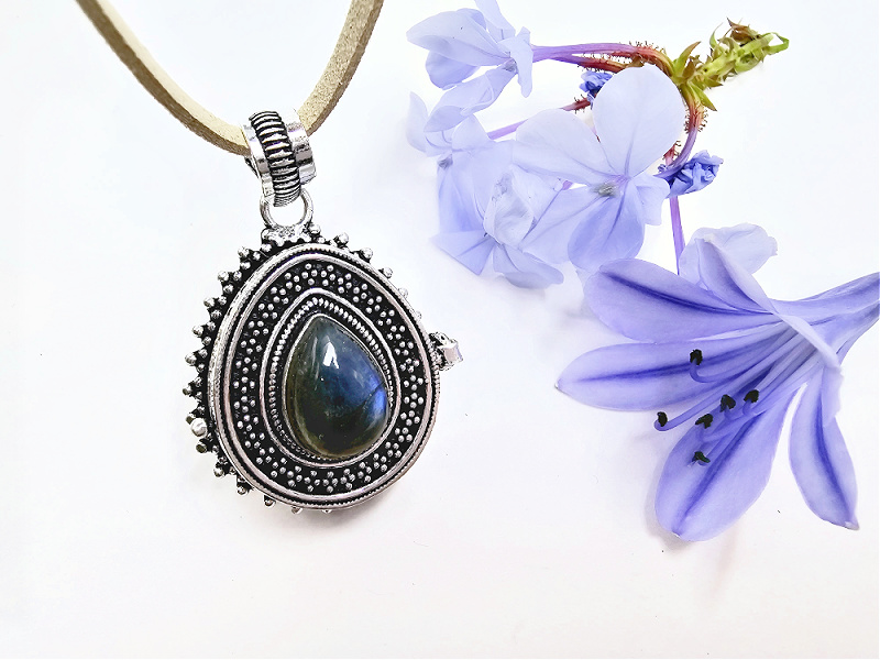 Labradorite Teardrop Locket (Opens) Labradorite Teardrop Locket (Opens)