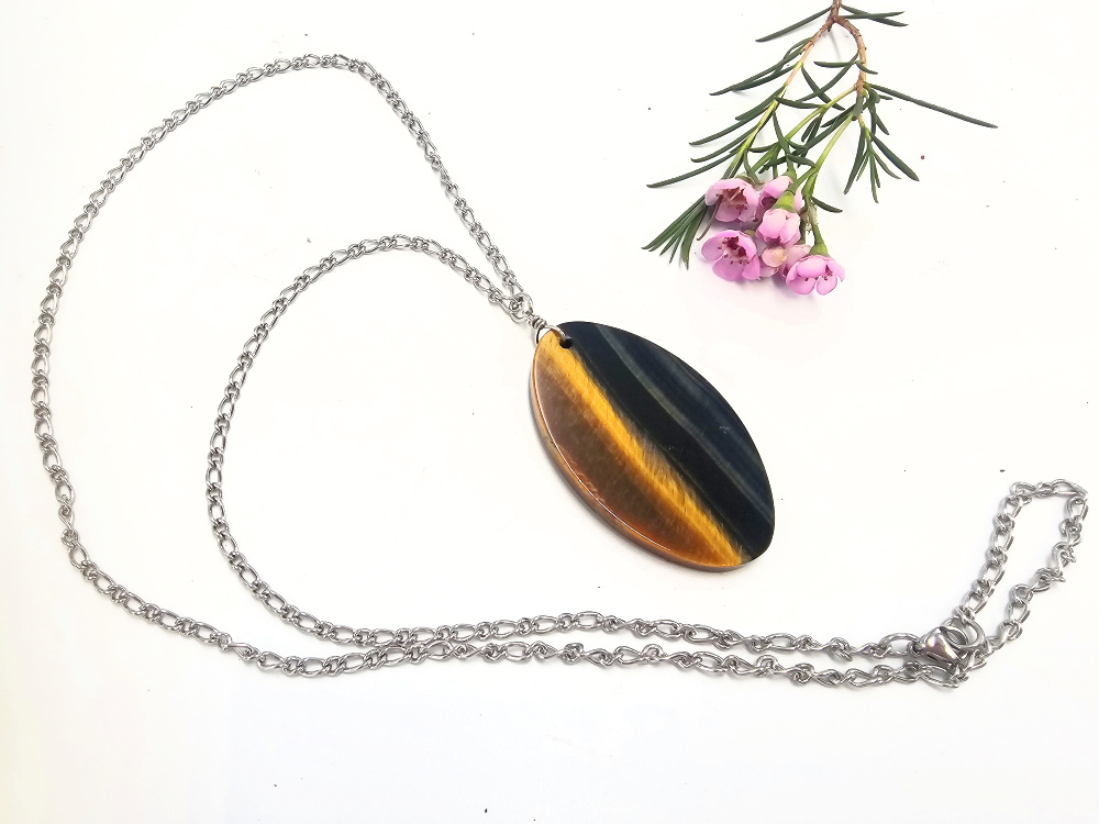 Oval Flashy Blue Tigers Eye Necklace Oval Flashy Blue Tigers Eye Necklace - Image 2