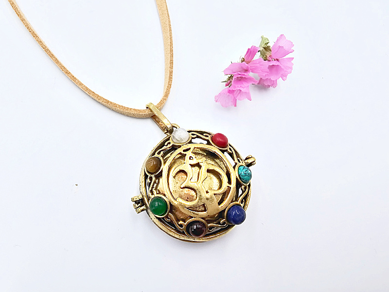 Harmony Bell Necklace OM Chakra (Brass) Harmony Bell Necklace OM Chakra (Brass) - Image 2