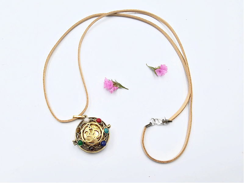 Harmony Bell Necklace OM Chakra (Brass) Harmony Bell Necklace OM Chakra (Brass) - Image 4